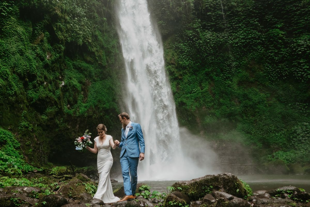 Waterfall wedding in Bali - 13.10.2022 Izak + Elsabe - Nung Nung Wedding Highlight_047.jpg